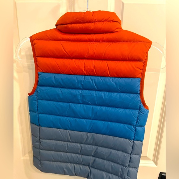 Patagonia Kids Classic Colorblock Puffer Vest - Orange and Blue. Size Small. - Picture 2 of 5